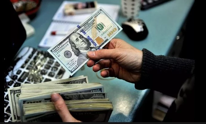 Pakistani rupee keeps hovering around Rs281 against US dollar
