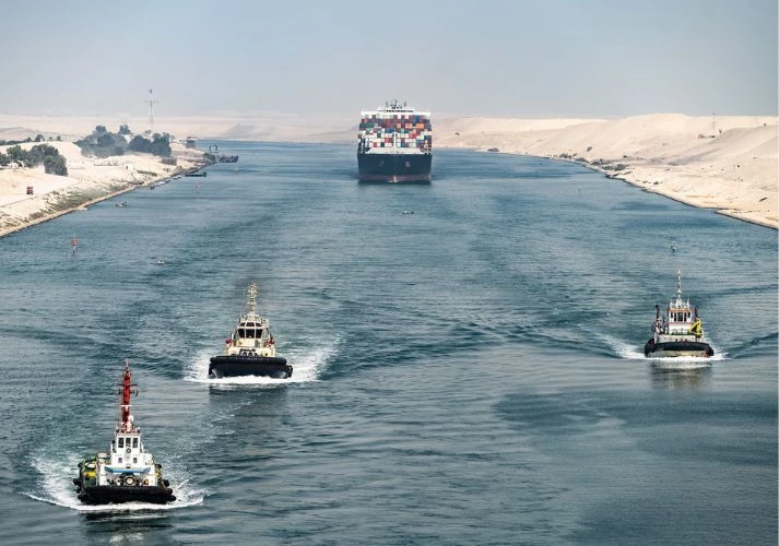 Huthi attacks idle Suez Canal, deepen Egypt's economic woes