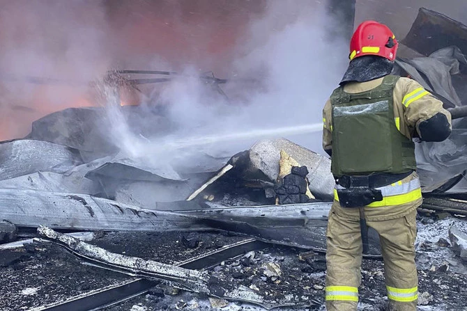 Four killed as Russia, Ukraine trade attacks