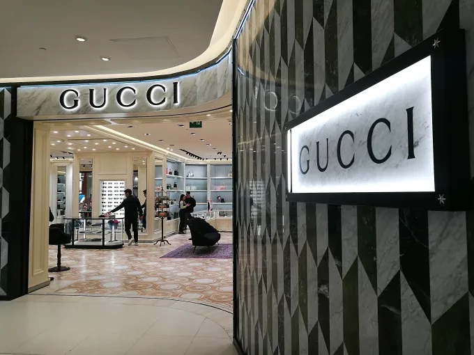New Gucci designer makes men's debut in Milan