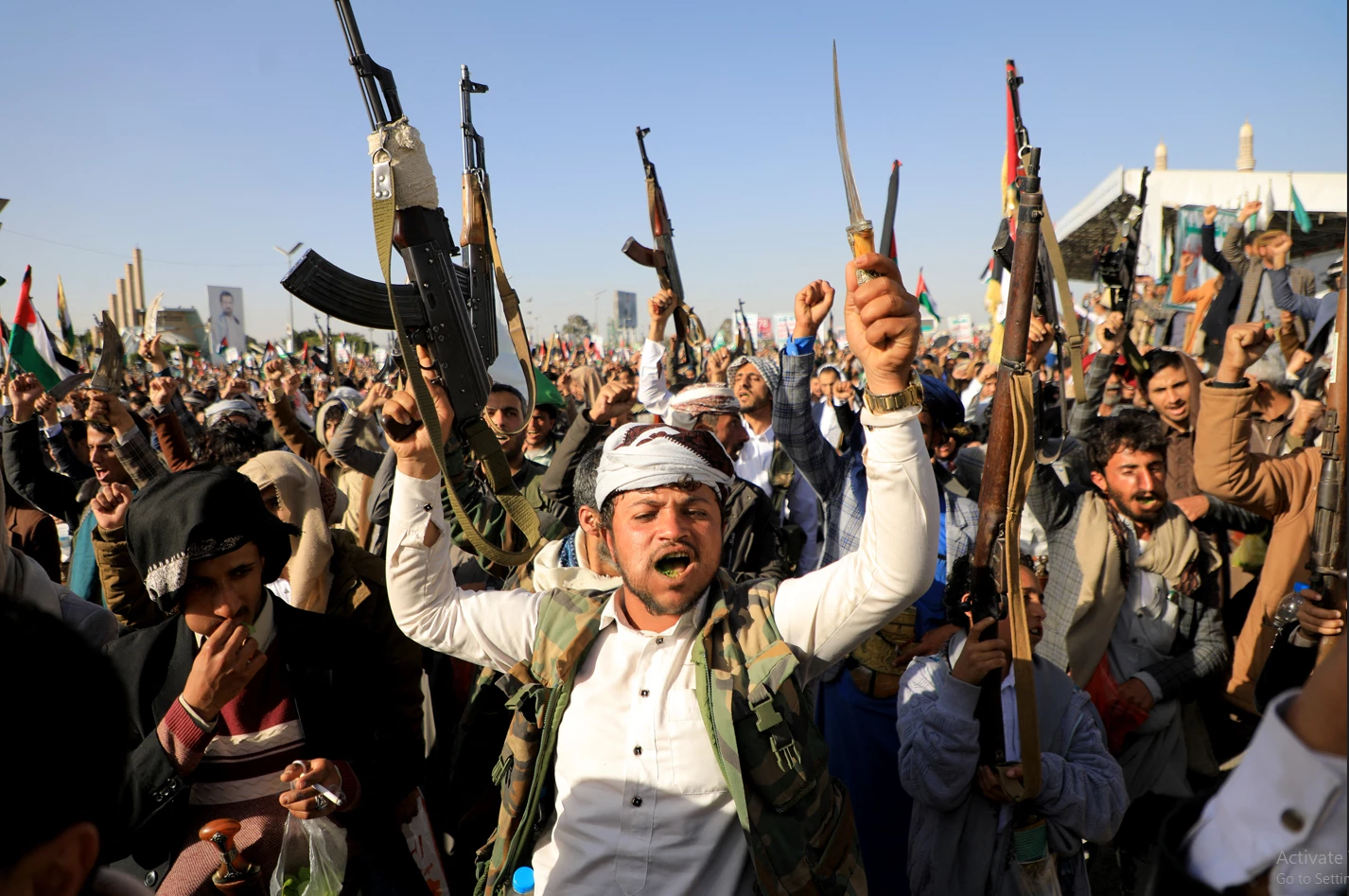 US, UK forces launch fresh attacks on Yemen capital