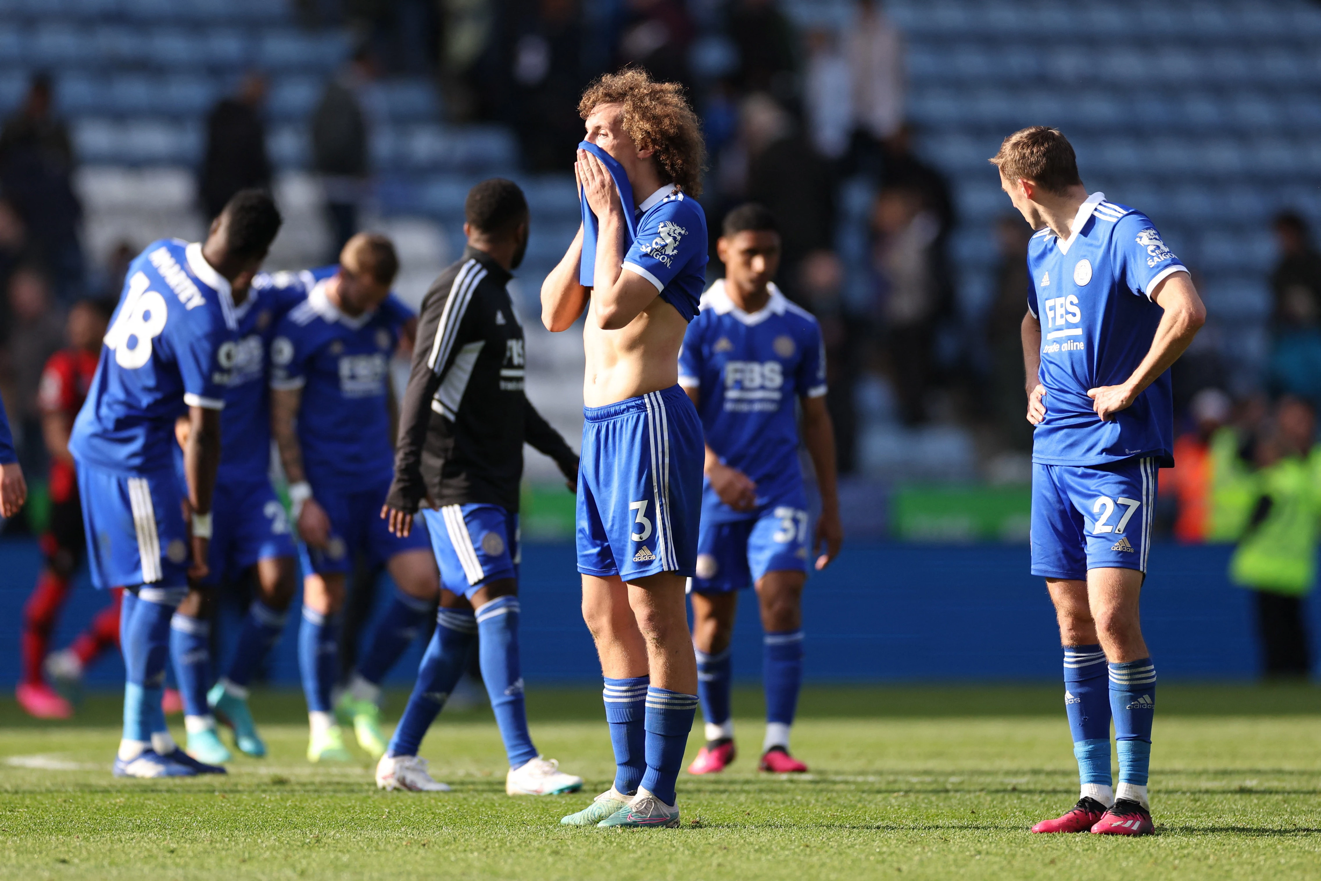 Championship leaders Leicester slump to shock loss at Coventry
