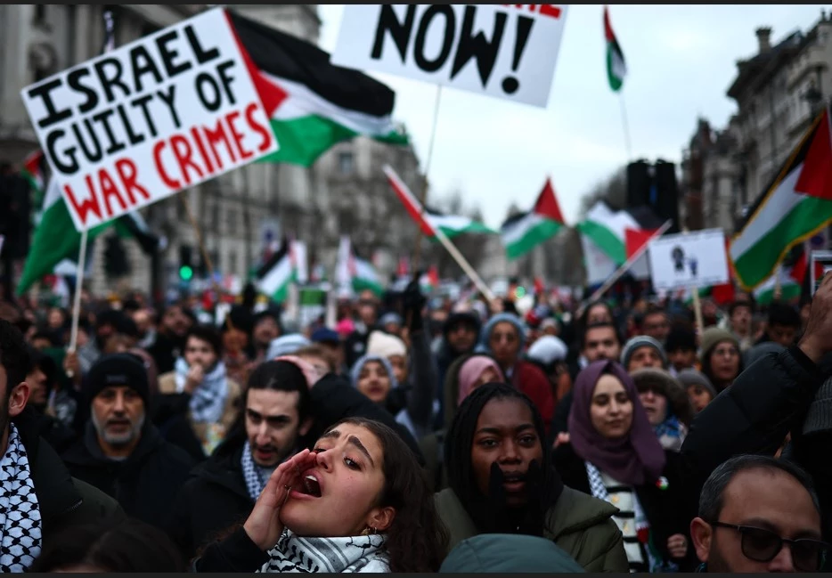 Macron calls for fresh talks to free Gaza hostages