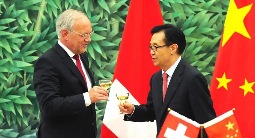China-Swiss talks touch on visa-free travel, free trade
