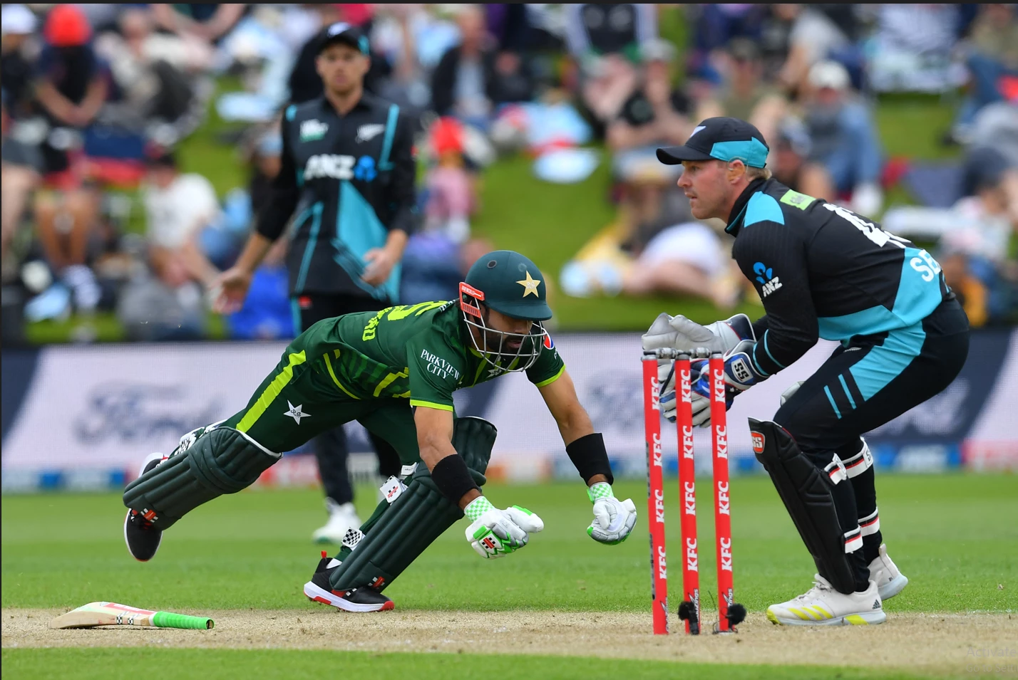 New Zealand thrash Pakistan by 45 runs in 3rd T20, clinch series 3-0