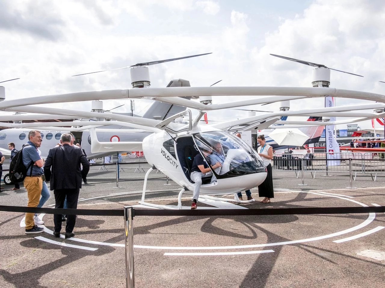 Volocopter flying taxi seeks to seduce Paris