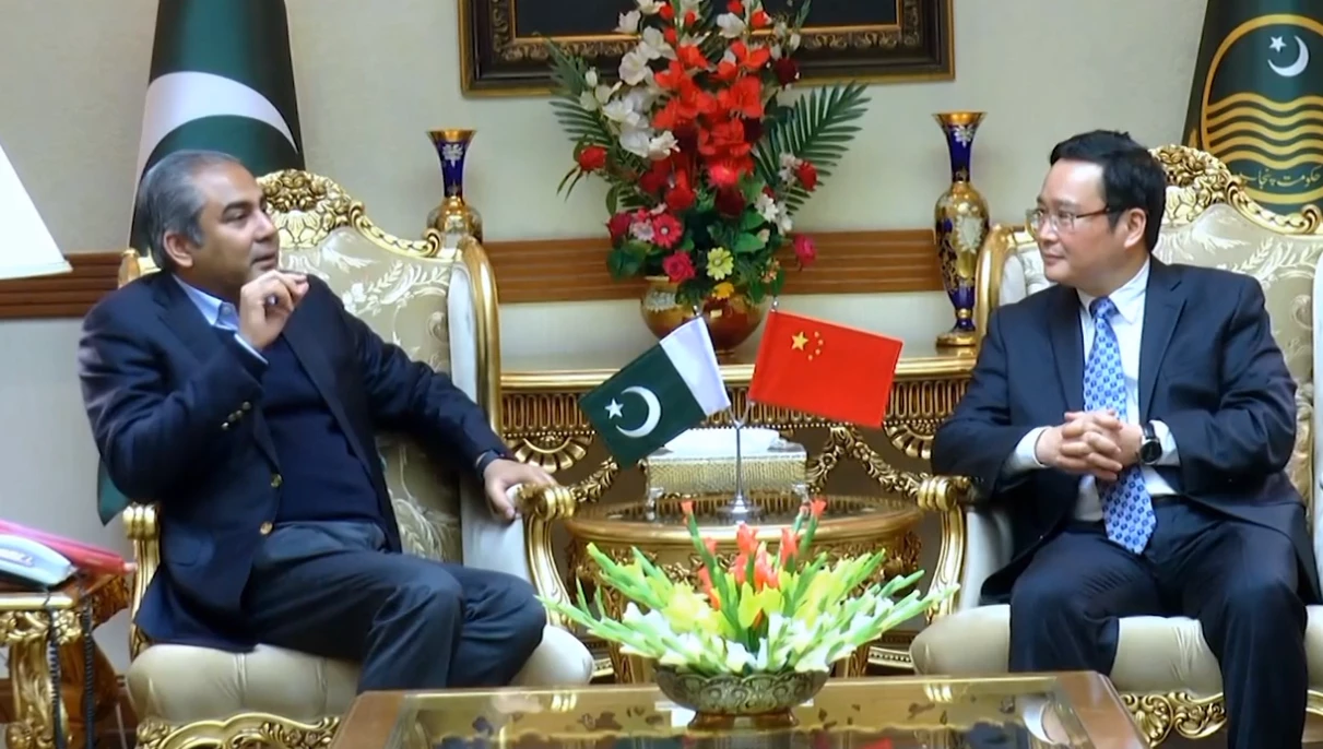Chinese experts present report on causes of smog in Lahore to CM Naqvi