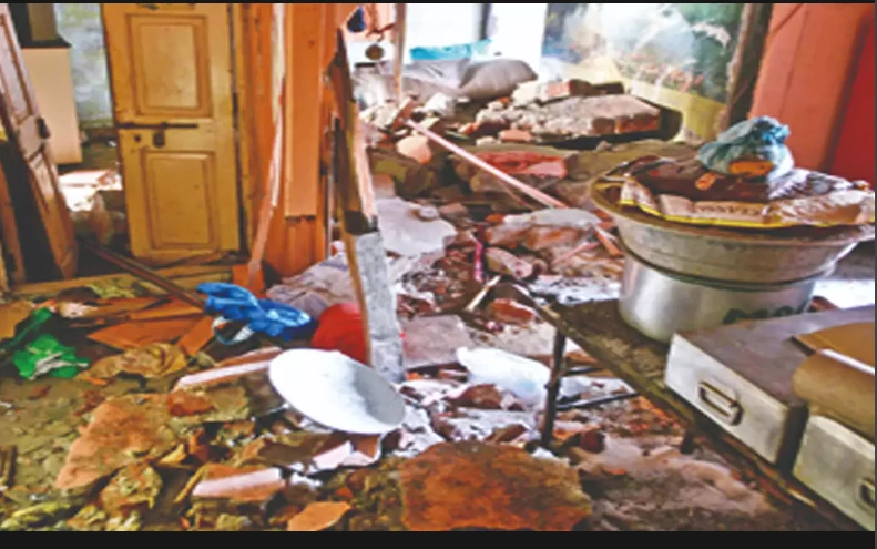 Seven injured in a gas cylinder blast near Lahore