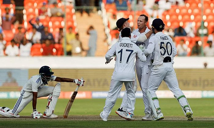 England beat India by 28 runs in first Test