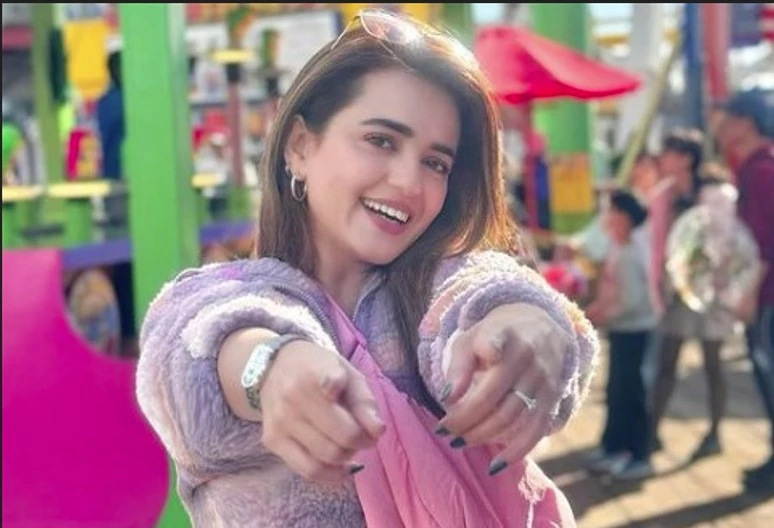 Sumbal Iqbal’s fun-filled escapade at Pacific Park, Santa Monica