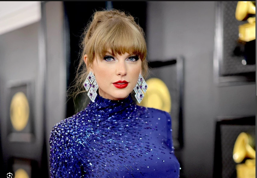 Taylor Swift eyes record at Grammys as women take center stage