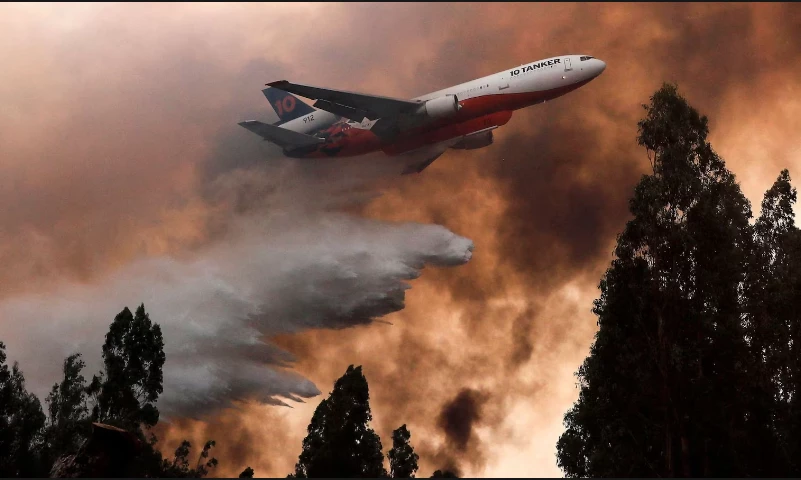 10 feared dead in Chile forest fires