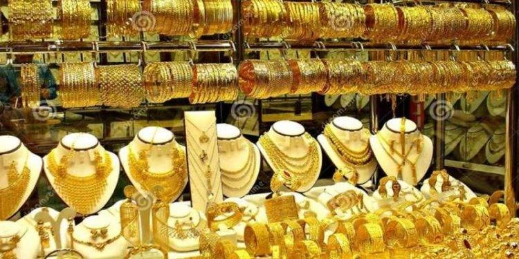 Gold rates up by Rs1,400 per tola