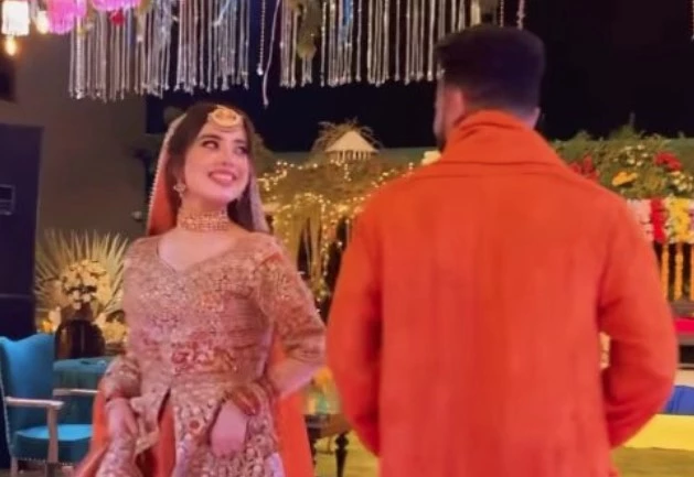 Arisha Razi and husband's twirling dance in matching outfits is pure joy