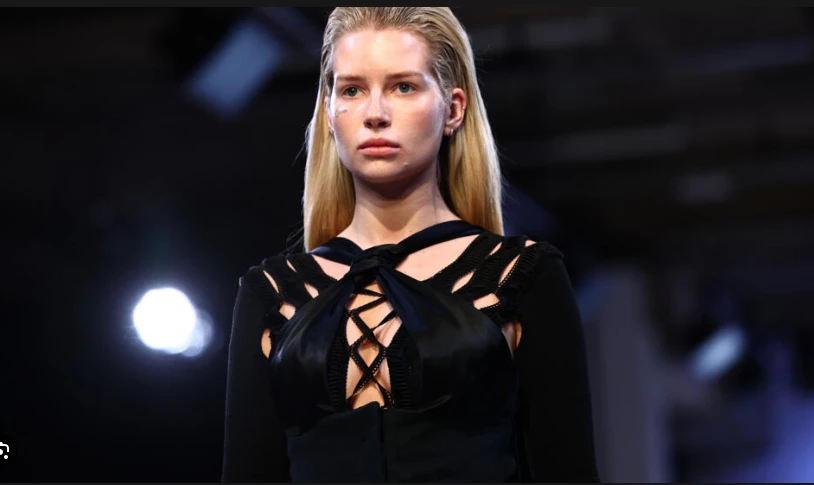 London Fashion Week blends tweed and Y2K amid economic gloom