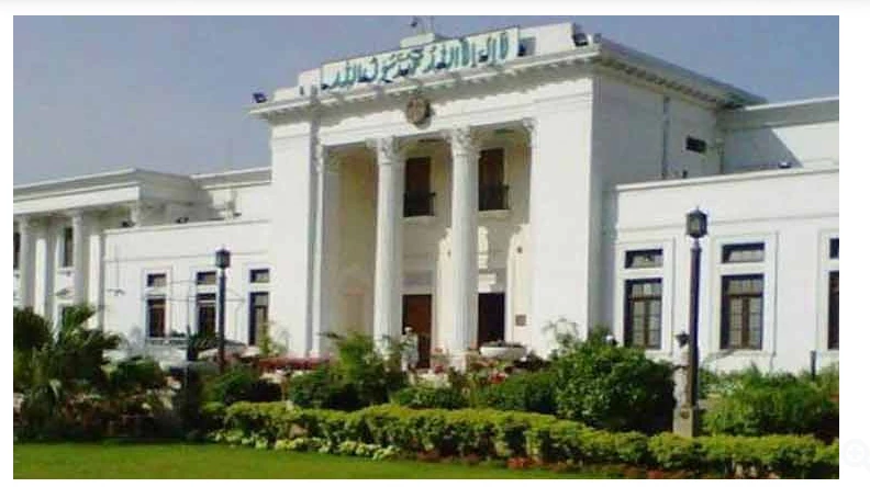 PTI holds parliamentary session in Peshawar to discuss govt formation