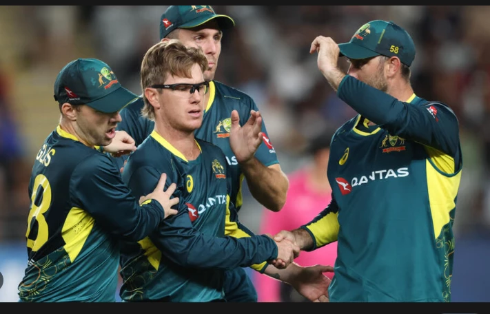 New Zealand crumble as Australia win second T20 to clinch series