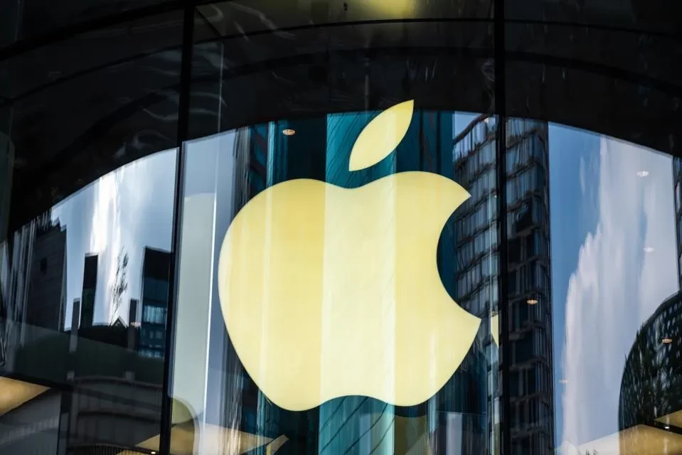 Apple's new EU measures draw complaint from 34 digital organisations