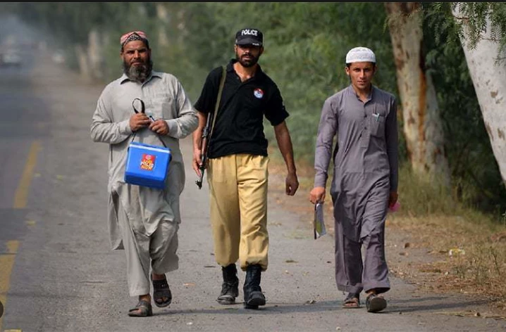 Polio worker, cop shot, injured in Khyber attack