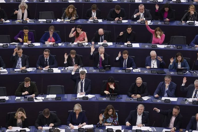 EU media freedom law approved by lawmakers
