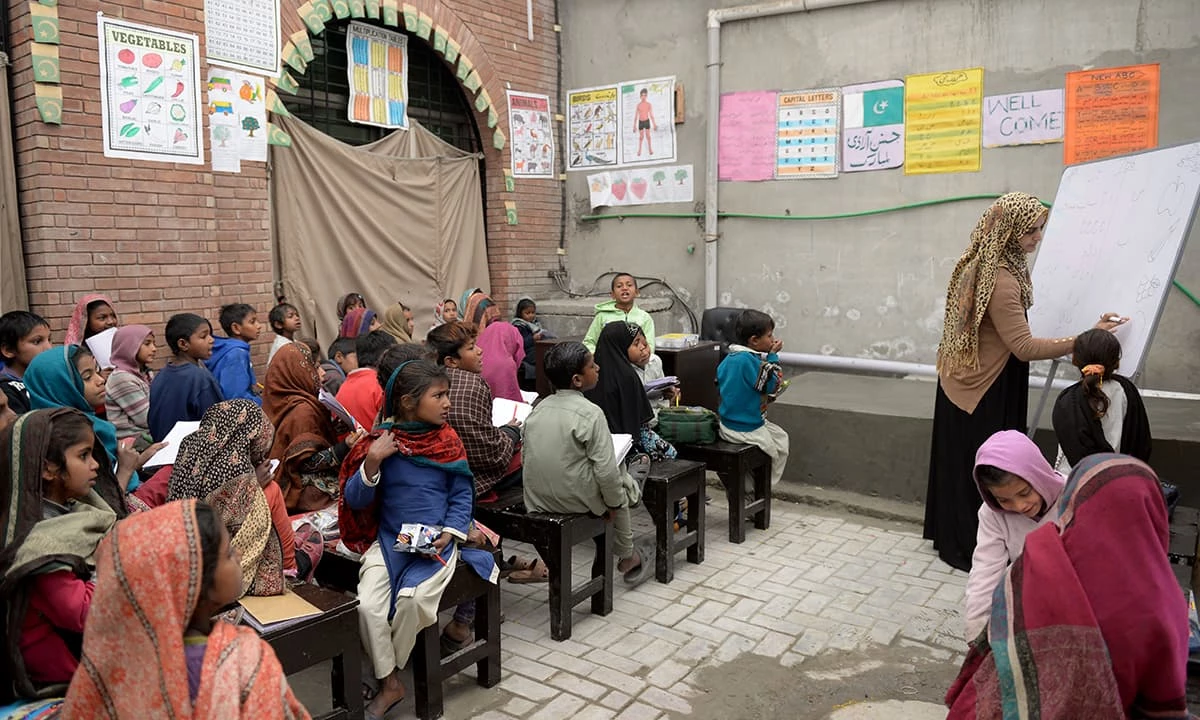 Punjab govt decides to run public schools under private school support program (PSSP)