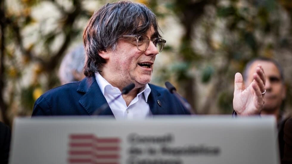 Separatist leader Puigdemont eyes return to Spain as Catalan vote looms