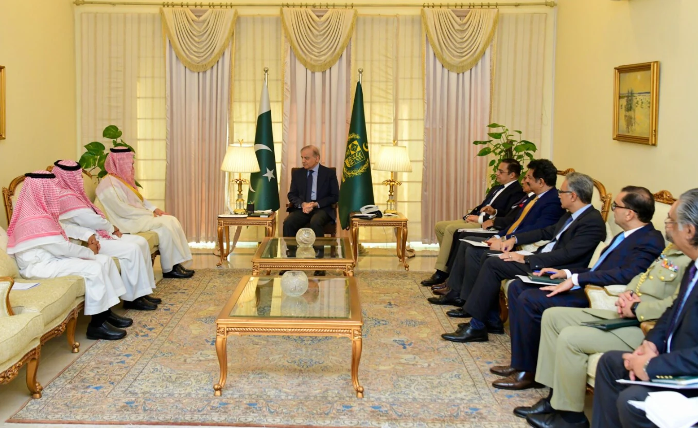 PM, Saudi Fund delegation discuss development projects