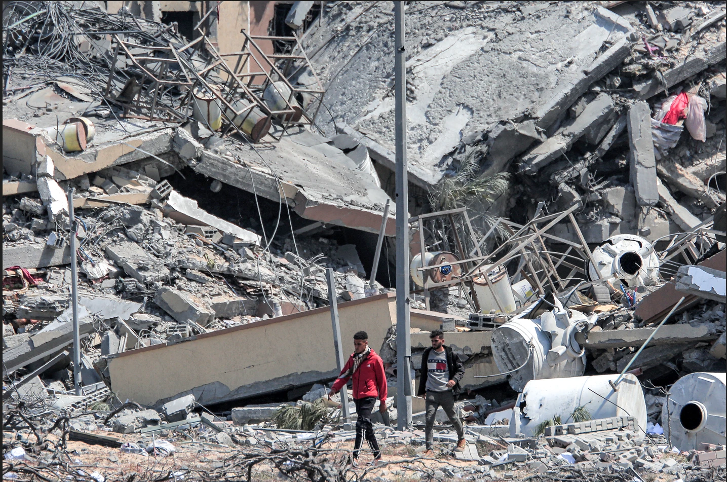 No let-up in Gaza war despite UN ceasefire resolution