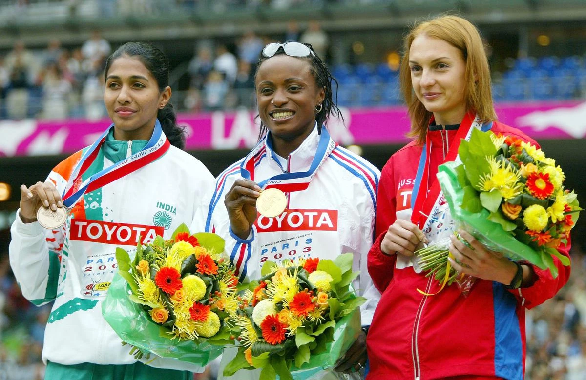 Ex-world athletics champion Barber attacked on Paris train
