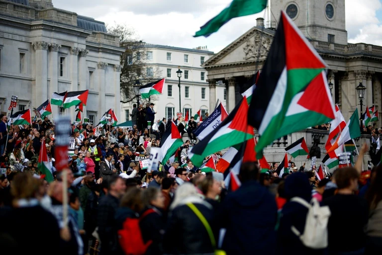 Thousands gather for London pro-Palestinian rally