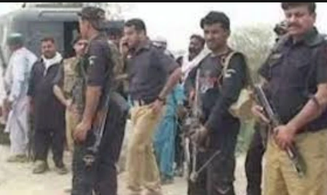 Two dacoits shot dead in encounter with Nawabshah police