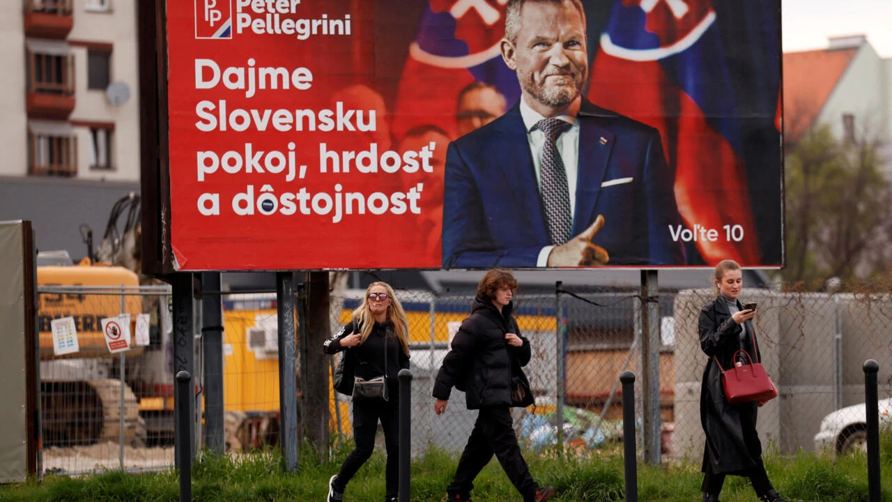 Slovaks vote for president in tight clash amid Ukraine divide