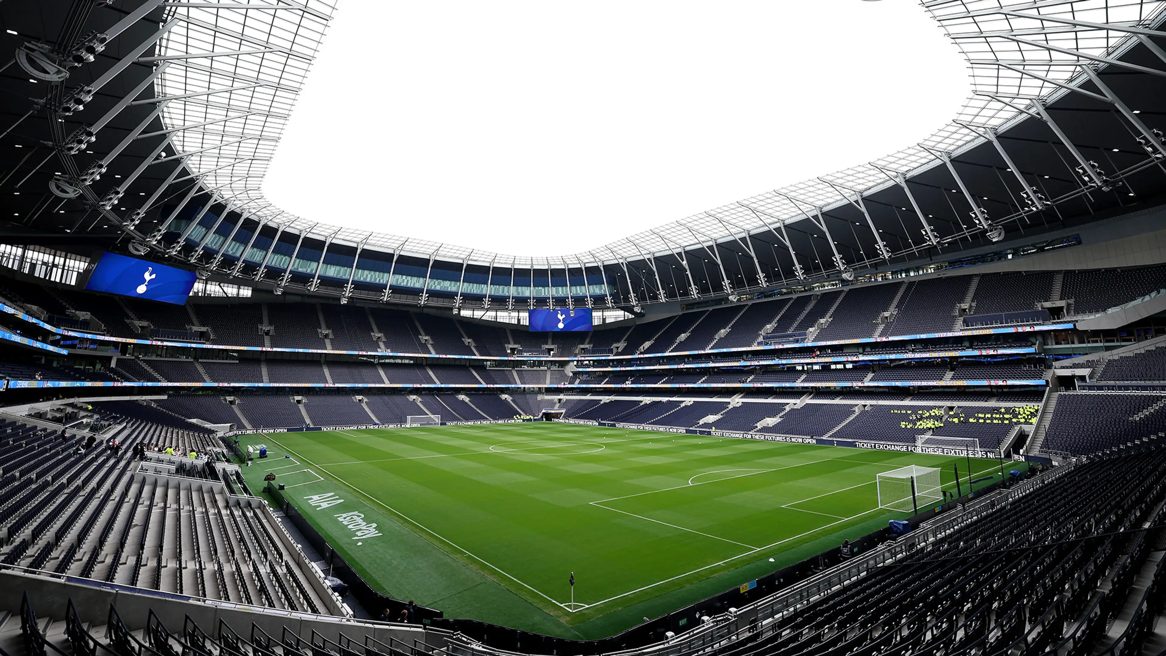 Spurs' clash with Forest goes ahead despite fatal stabbing