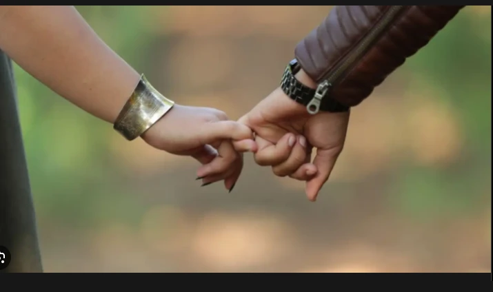 Golden opportunity awaits you on the romantic front, stars alert folks