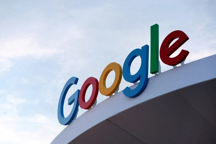 Google yanks California news sites over proposed law
