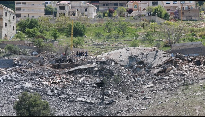 Israel strikes Hezbollah site in east Lebanon