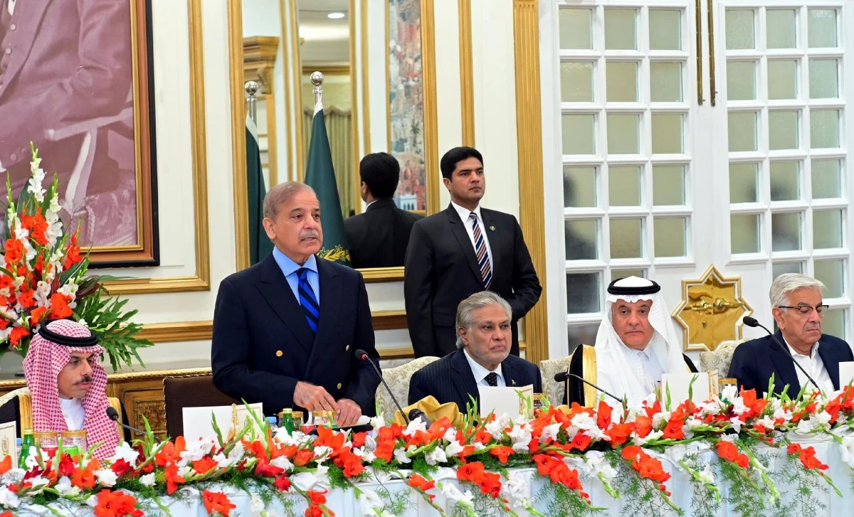 Saudis' visit to usher in new era of close cooperation: PM