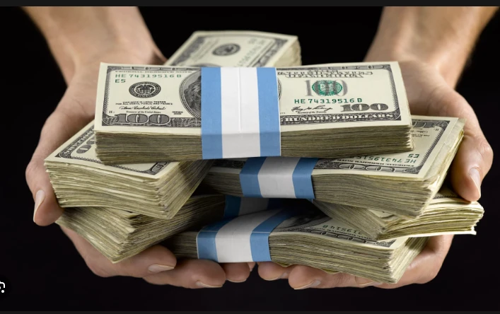 Some folks to receive money and property through inheritance, stars foresee