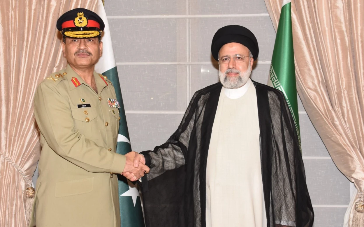 COAS meets Iranian president