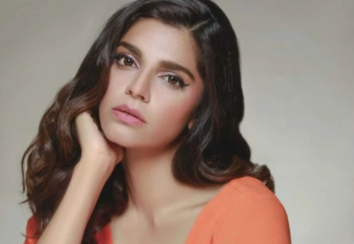 Sanam Saeed raises awareness for women's rights and mental health