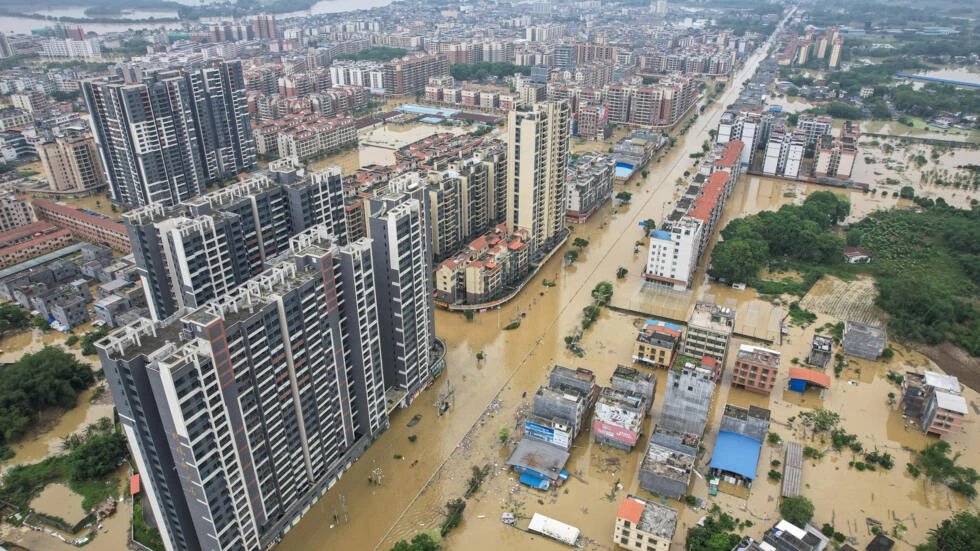 China issues highest-level rainstorm warning after deadly floods