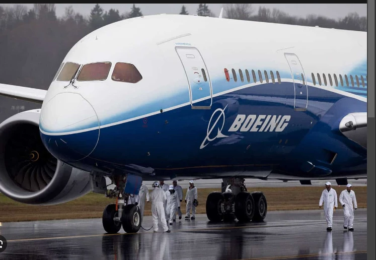 Mired in crisis, Boeing reports another loss