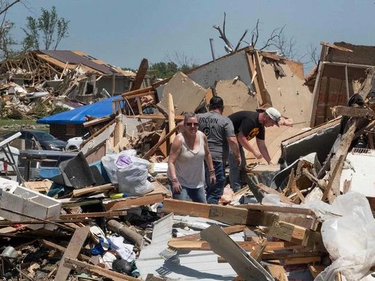 At least nine dead in US tornadoes, storms