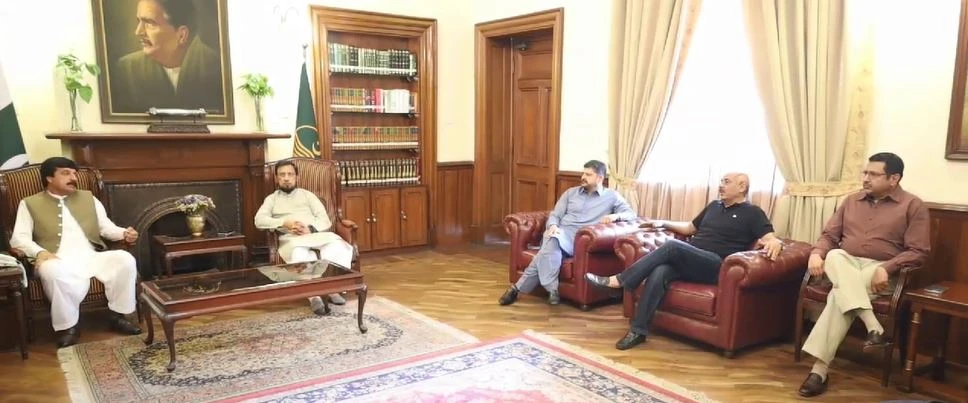 Journalists call on Punjab Governor to convey grave concerns over Defamation Bill 2024