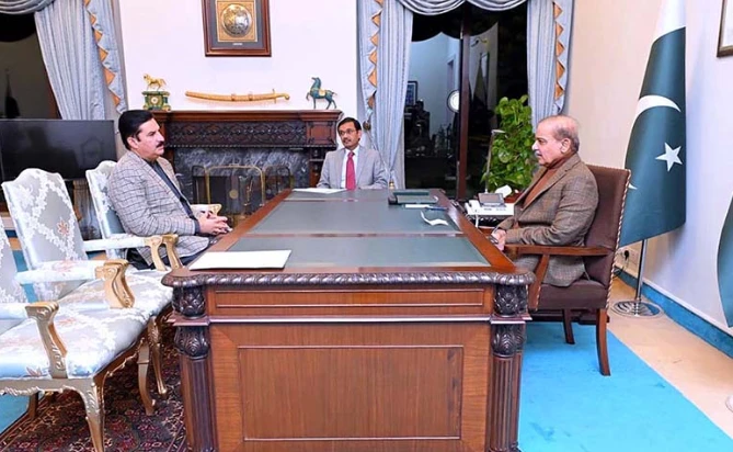 KP Governor Faisal Kundi meets PM Shehbaz