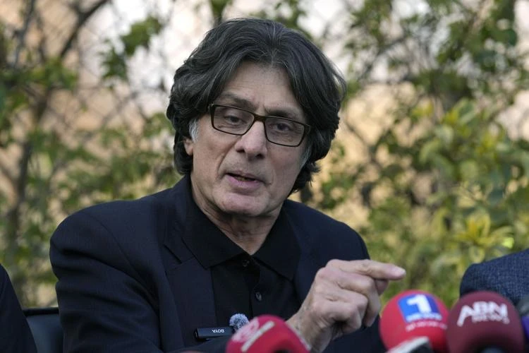PTI will hold talks with powerful only: Rauf Hassan