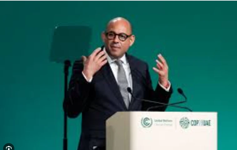 UN climate chief laments lack of progress at key talks