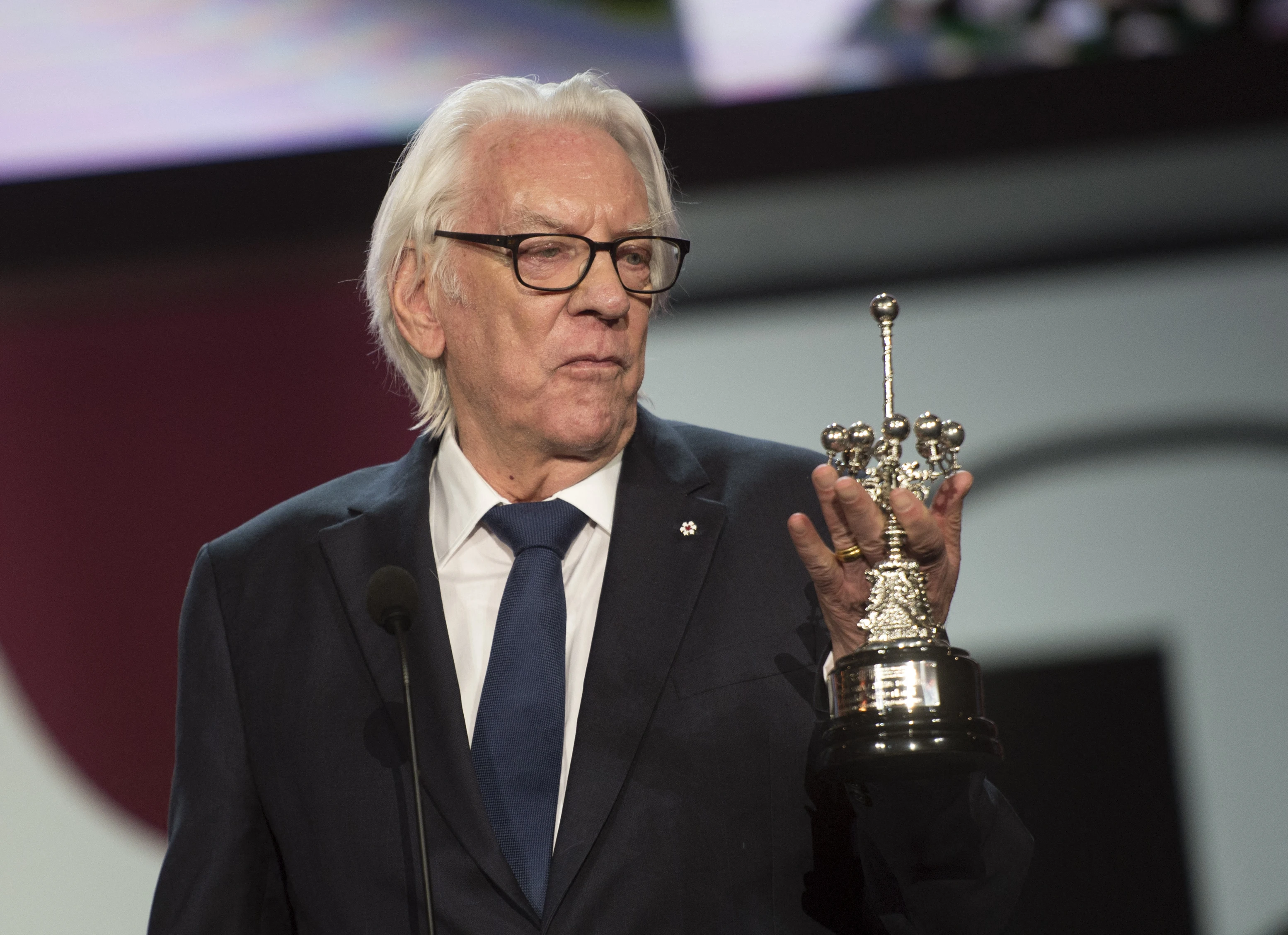 Actor Donald Sutherland dead at age 88: son