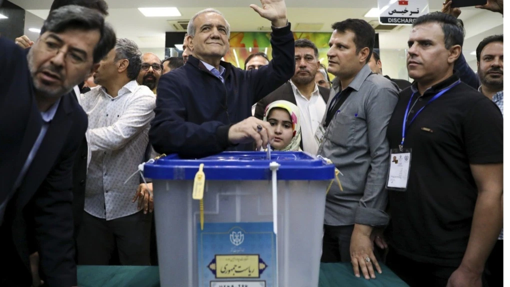 Iran election shows declining voter support amid calls for change