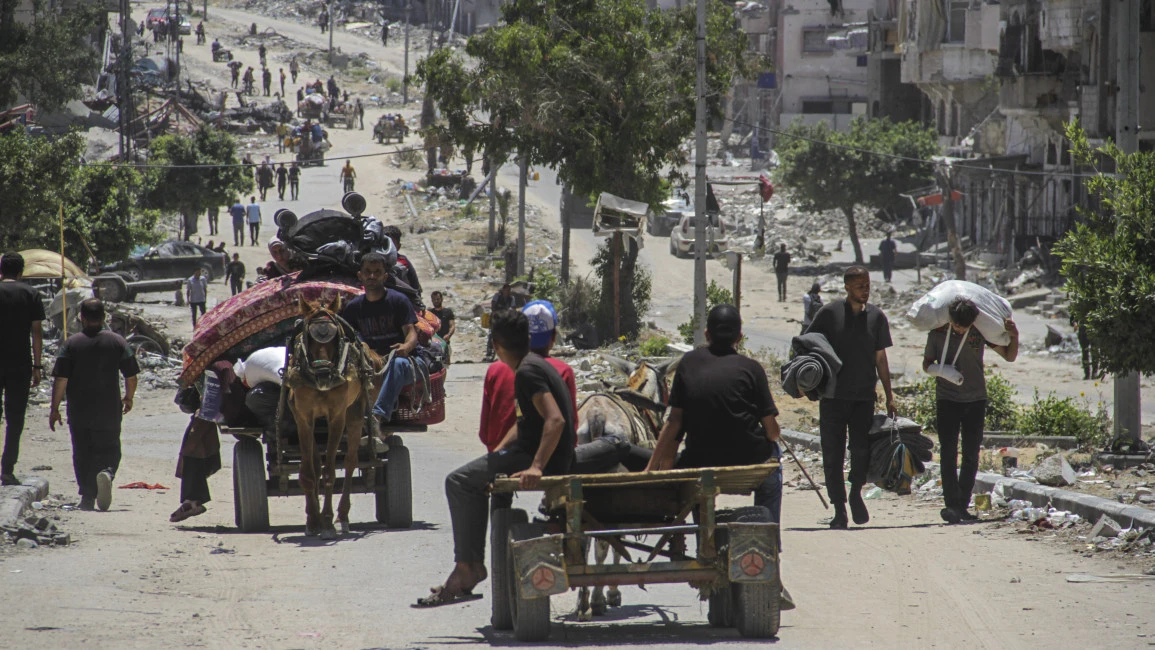 Tens of thousands flee south Gaza as tensions soar